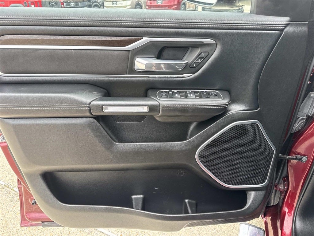 2022 RAM 1500 Laramie Crew Cab 4x4 5'7' Box