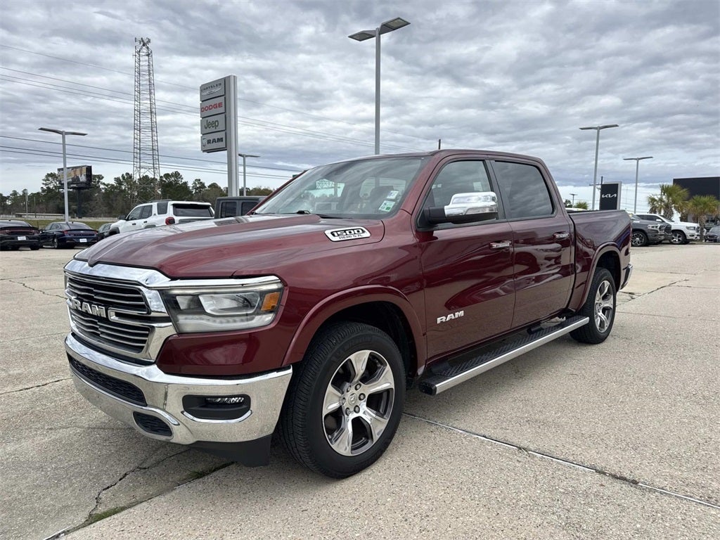 2022 RAM 1500 Laramie Crew Cab 4x4 5'7' Box