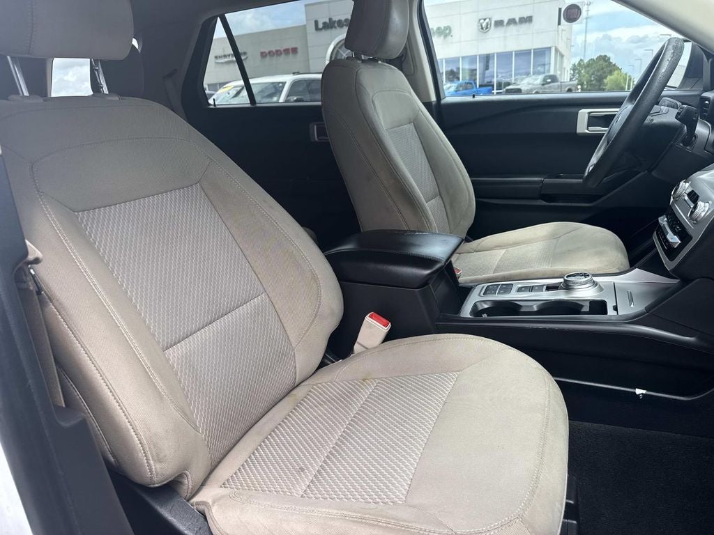 2021 Ford Explorer Base