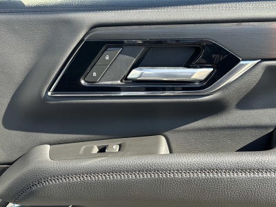 2025 GMC Yukon 4WD Denali