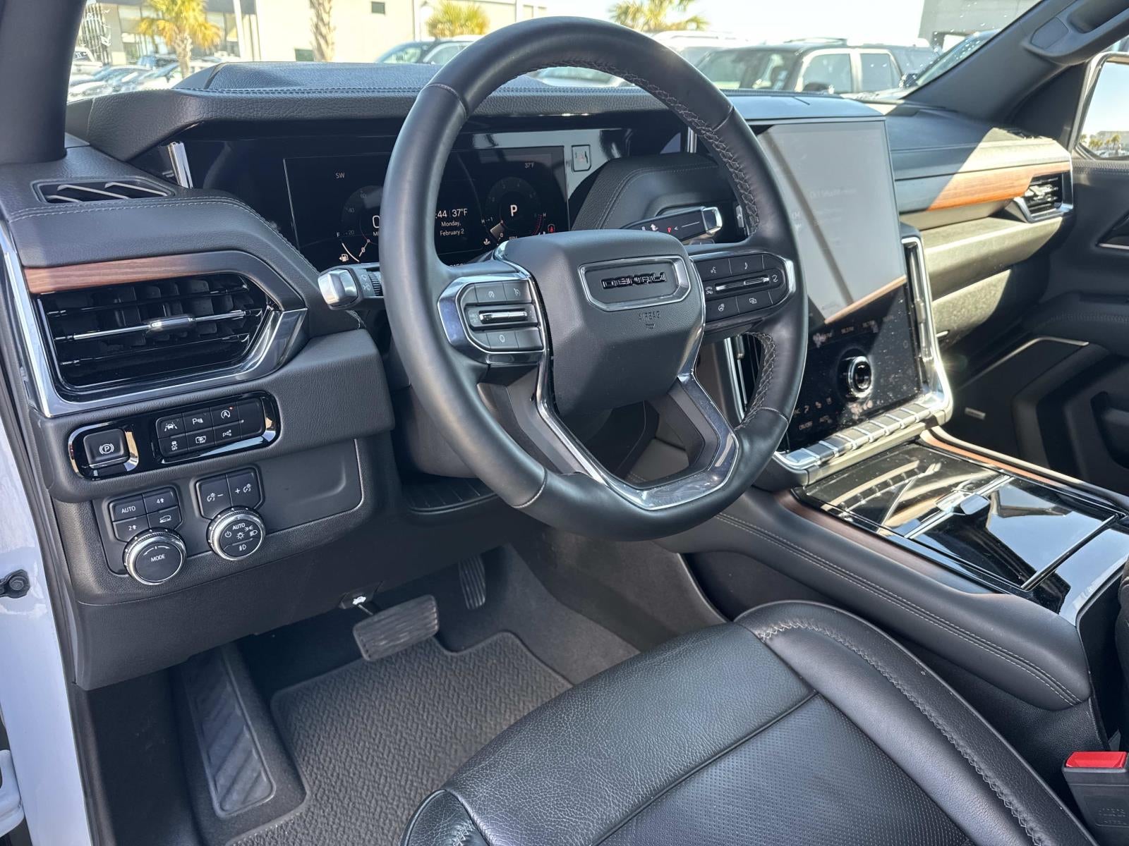 2025 GMC Yukon 4WD Denali