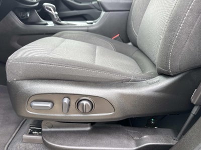 2023 Chevrolet Traverse FWD LT Cloth