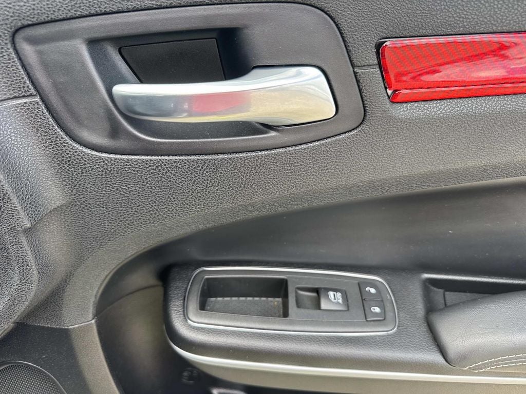 2022 Chrysler 300 S
