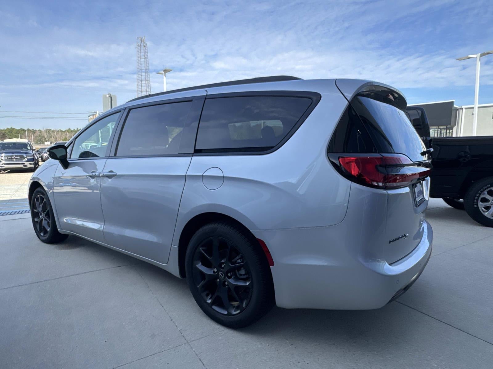 2026 Chrysler Pacifica PACIFICA SELECT