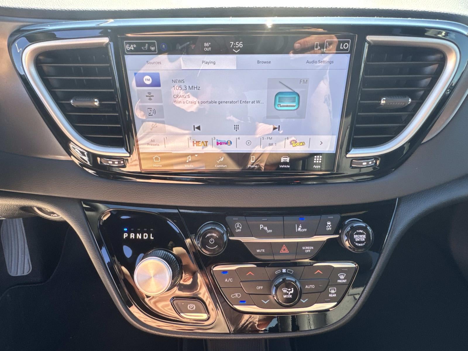 2026 Chrysler Voyager VOYAGER LX