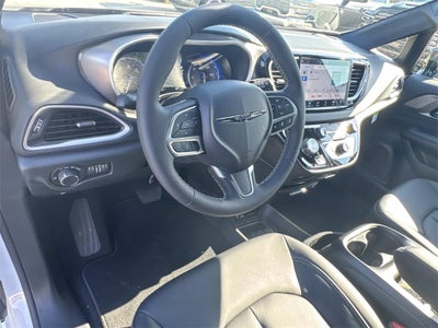 2026 Chrysler Voyager VOYAGER LX