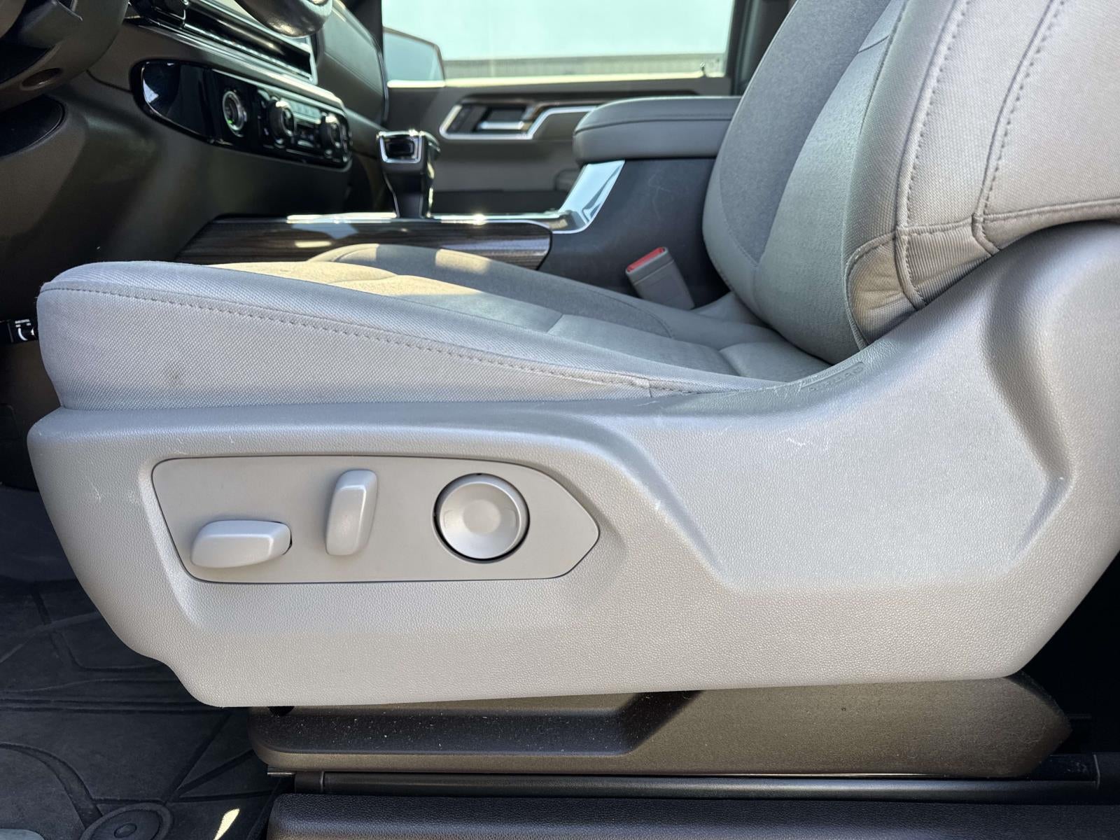 2022 Chevrolet Silverado 1500 4WD Crew Cab Short Bed RST