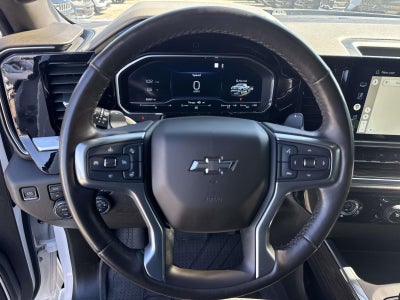 2022 Chevrolet Silverado 1500 4WD Crew Cab Short Bed RST