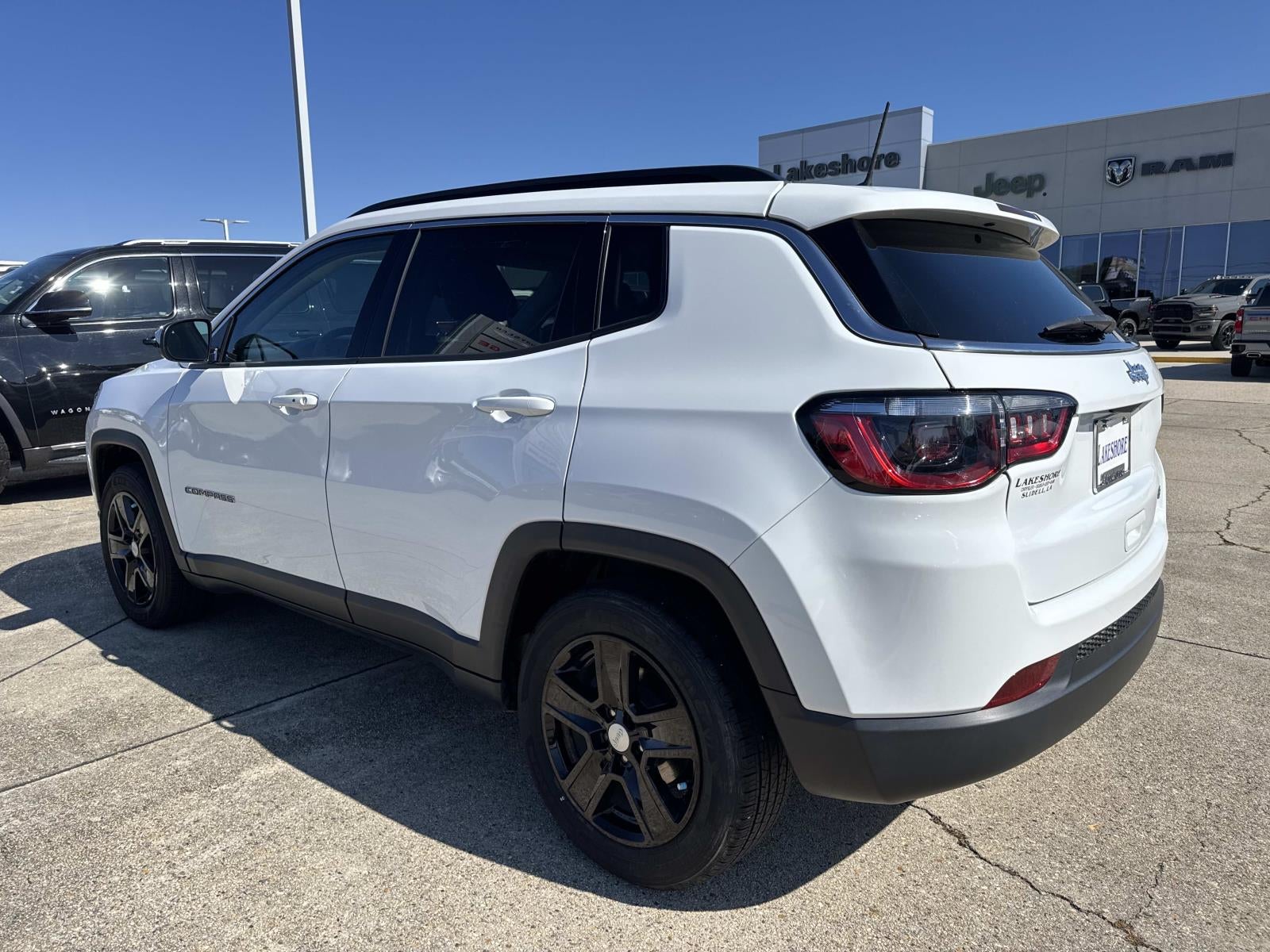 2022 Jeep Compass Latitude FWD