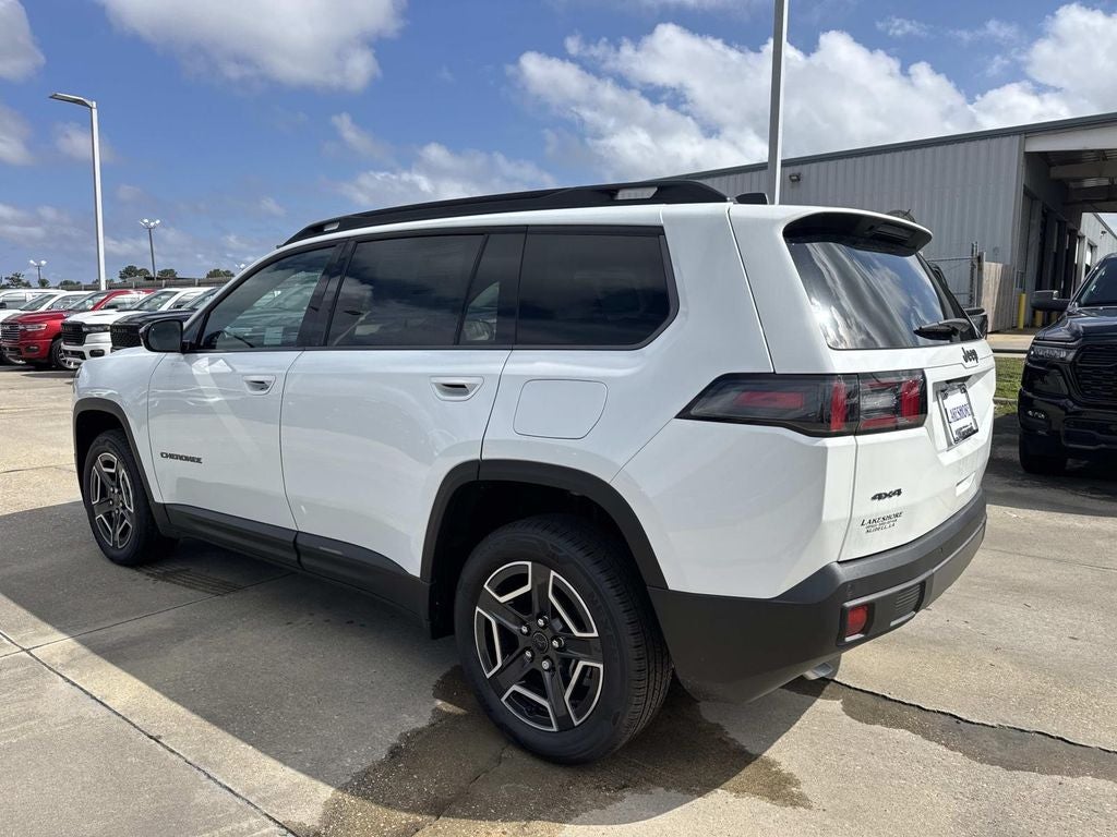 2026 Jeep Cherokee CHEROKEE LAREDO 4X4