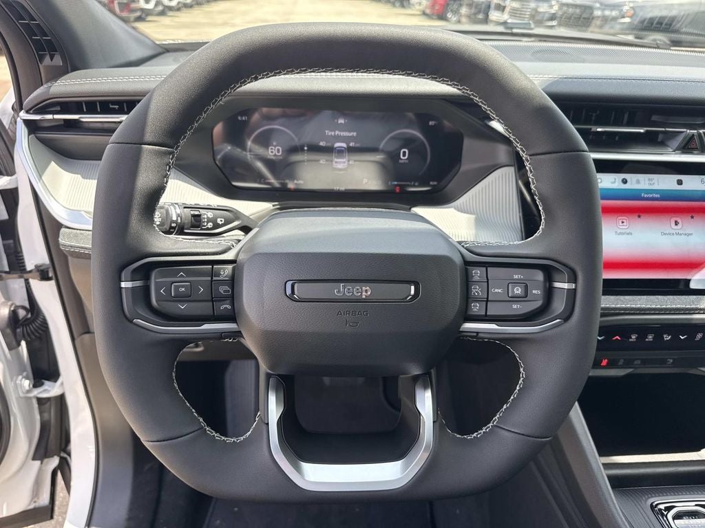 2026 Jeep Cherokee CHEROKEE LAREDO 4X4
