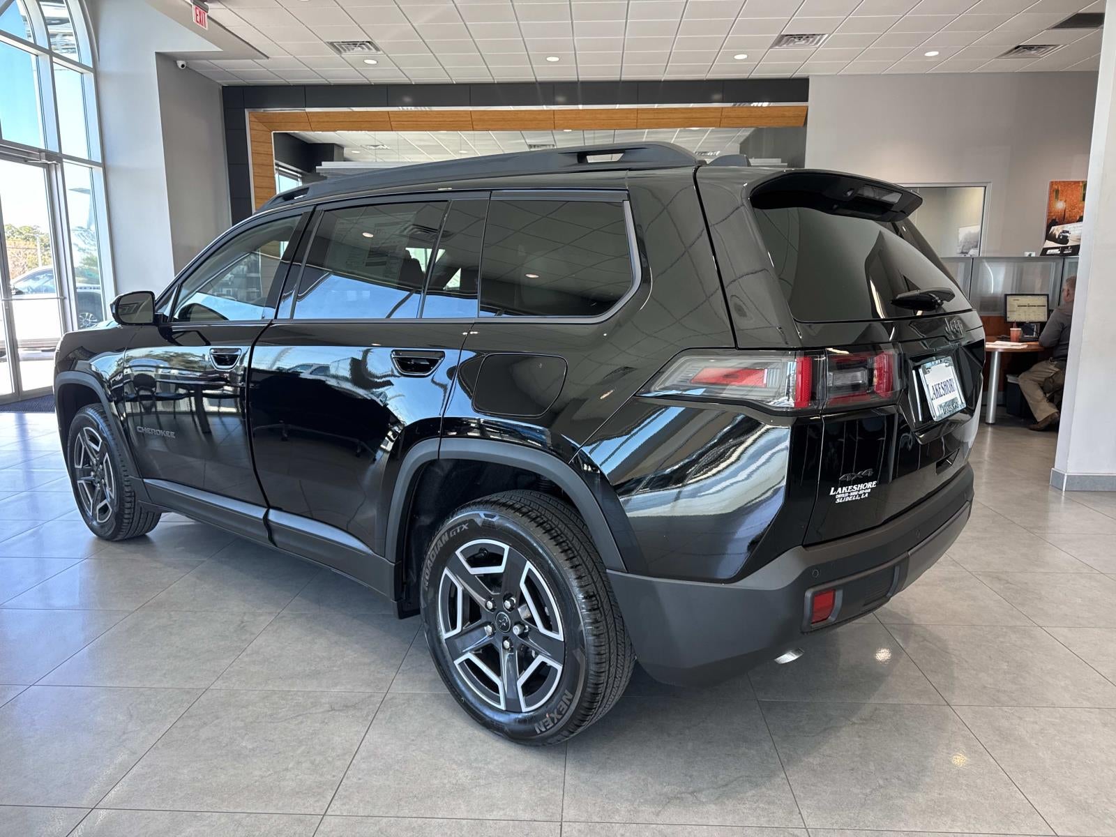 2026 Jeep Cherokee CHEROKEE LAREDO 4X4