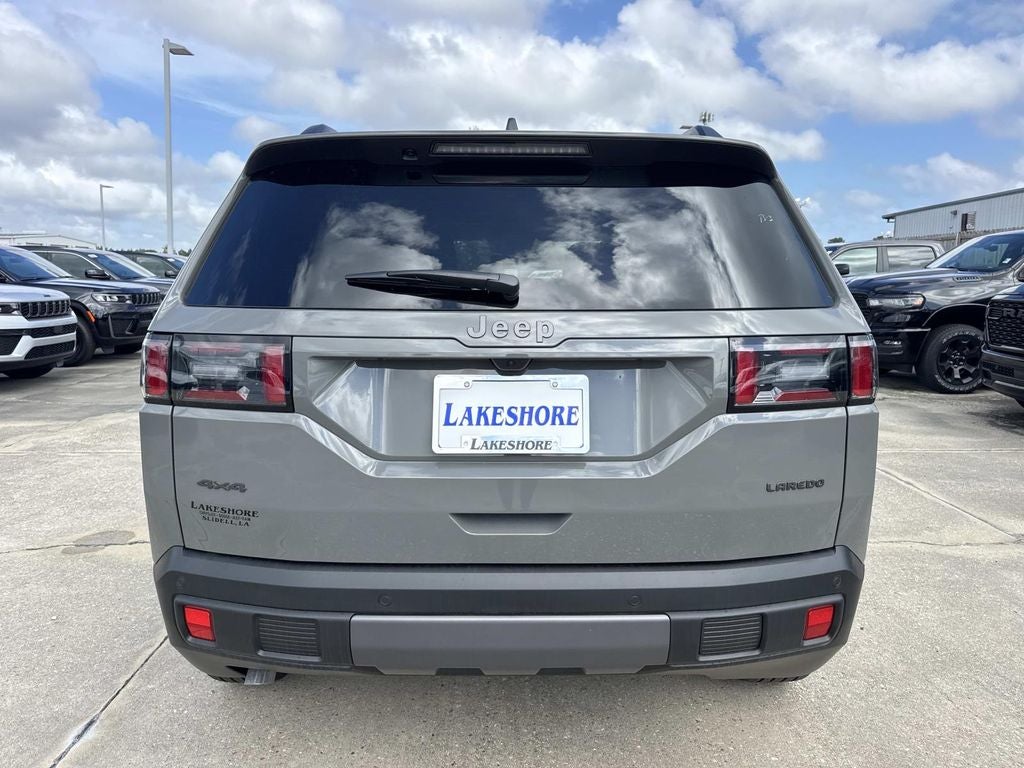 2026 Jeep Cherokee CHEROKEE LAREDO 4X4