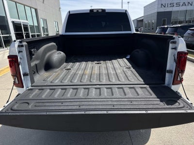 2025 RAM Ram 3500 Limited Mega Cab 4x4 6'4' Box