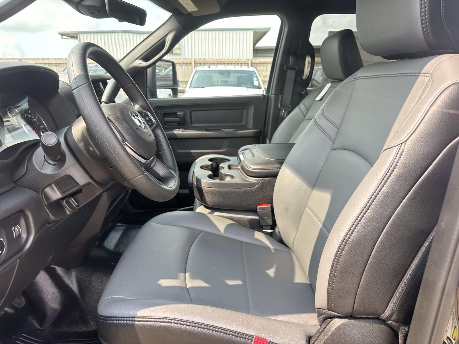 2025 RAM Ram 2500 RAM 2500 TRADESMAN CREW CAB 4X4 6'4' BOX