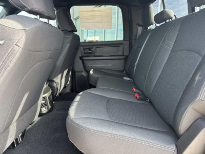 2026 RAM Ram 2500 RAM 2500 BLACK EXPRESS CREW CAB 4X4 6'4' BOX