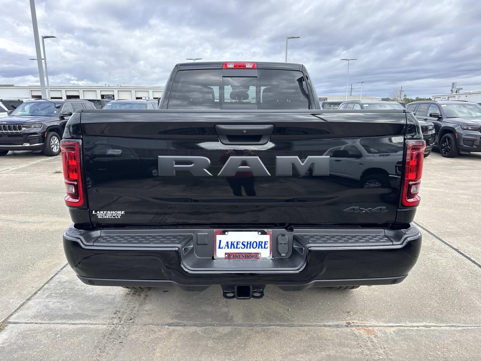 2026 RAM Ram 2500 RAM 2500 BLACK EXPRESS CREW CAB 4X4 6'4' BOX