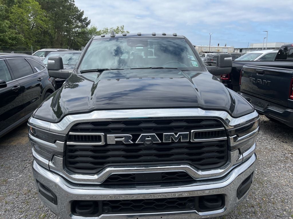 2025 RAM Ram 2500 Tradesman Crew Cab 4x4 6'4' Box