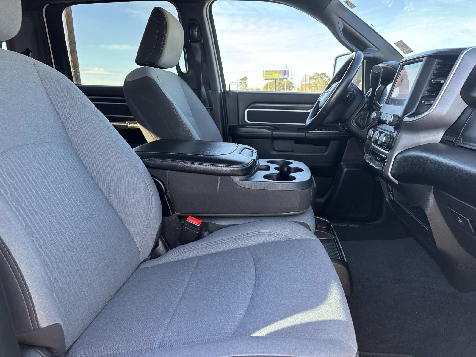 2024 RAM Ram 3500 Big Horn Crew Cab 4x4 8' Box