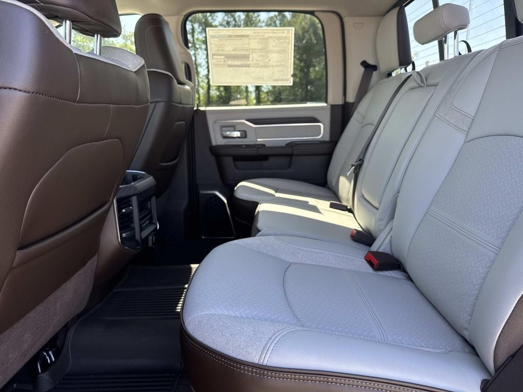 2026 RAM Ram 3500 RAM 3500 LARAMIE CREW CAB 4X4 8' BOX