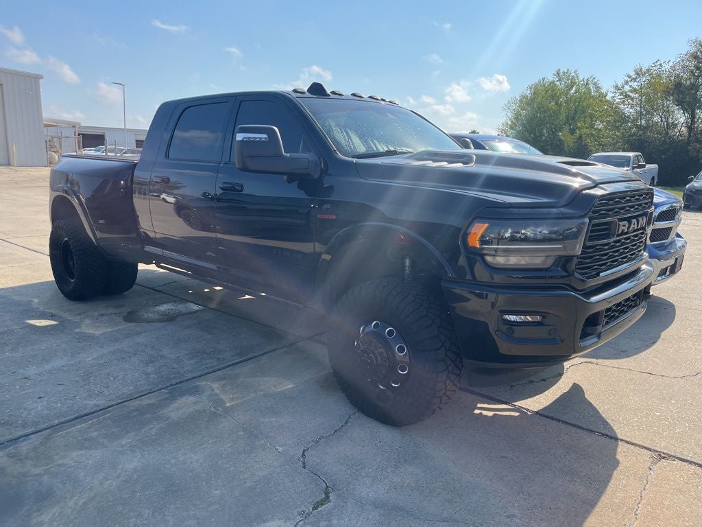 2023 RAM Ram 3500 Limited Mega Cab 4x4 6'4' Box