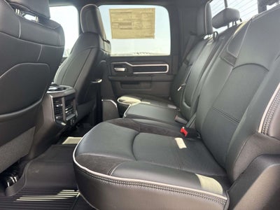 2026 RAM Ram 3500 RAM 3500 LIMITED MEGA CAB 4X4 6'4' BOX