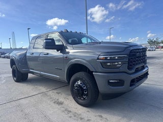 2026 RAM Ram 3500 RAM 3500 LIMITED MEGA CAB 4X4 6'4' BOX