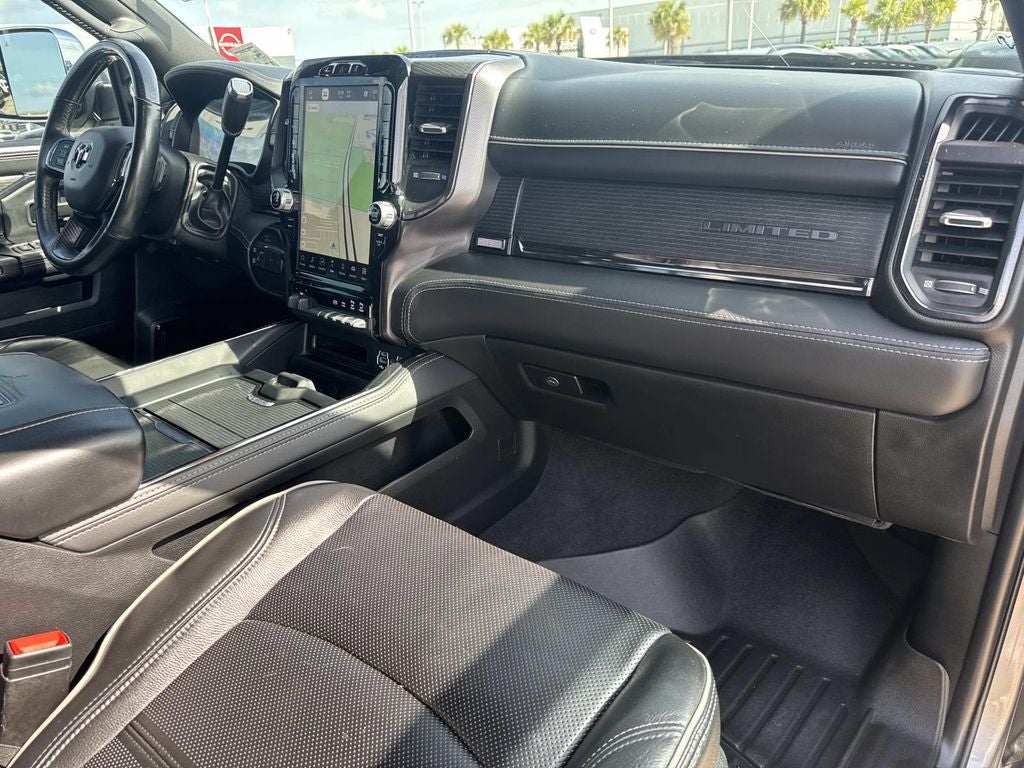 2022 RAM Ram 3500 Limited Crew Cab 4x4 8' Box