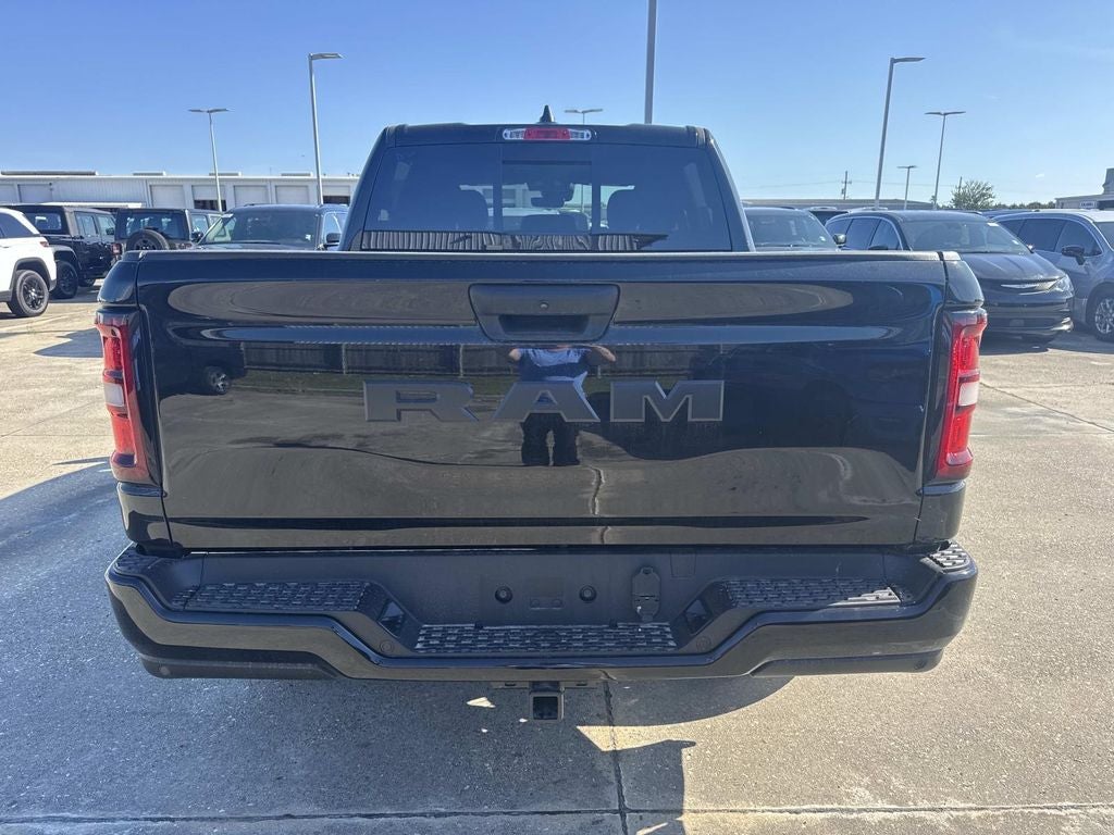 2026 RAM Ram 1500 RAM 1500 EXPRESS CREW CAB 4X2 5'7' BOX