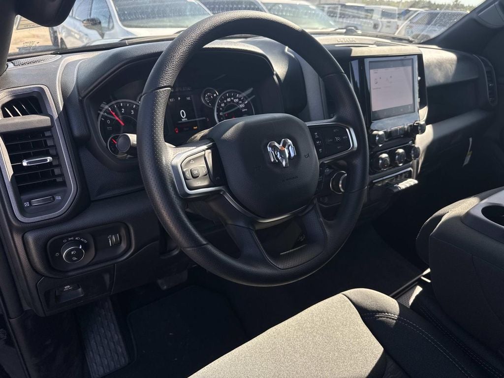 2026 RAM Ram 1500 RAM 1500 EXPRESS CREW CAB 4X2 5'7' BOX