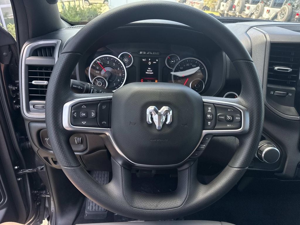 2026 RAM Ram 1500 RAM 1500 TRADESMAN CREW CAB 4X2 5'7' BOX