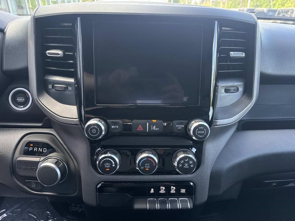 2026 RAM Ram 1500 RAM 1500 TRADESMAN CREW CAB 4X2 5'7' BOX
