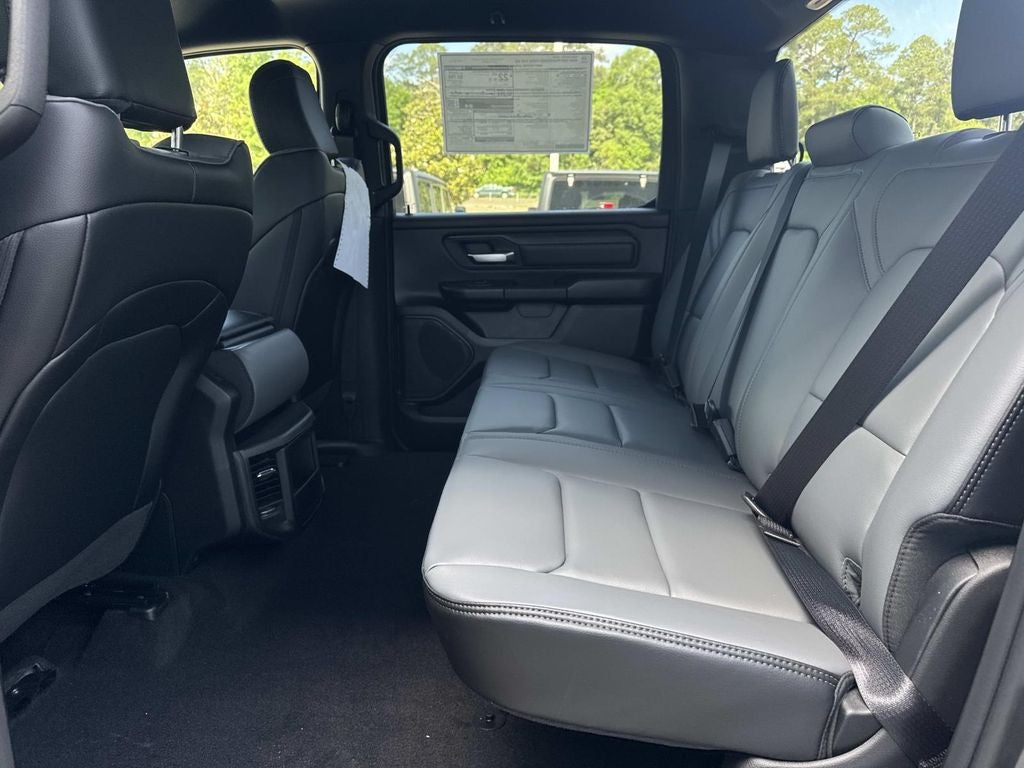 2026 RAM Ram 1500 RAM 1500 TRADESMAN CREW CAB 4X2 5'7' BOX
