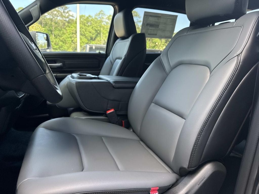 2026 RAM Ram 1500 RAM 1500 TRADESMAN CREW CAB 4X2 5'7' BOX