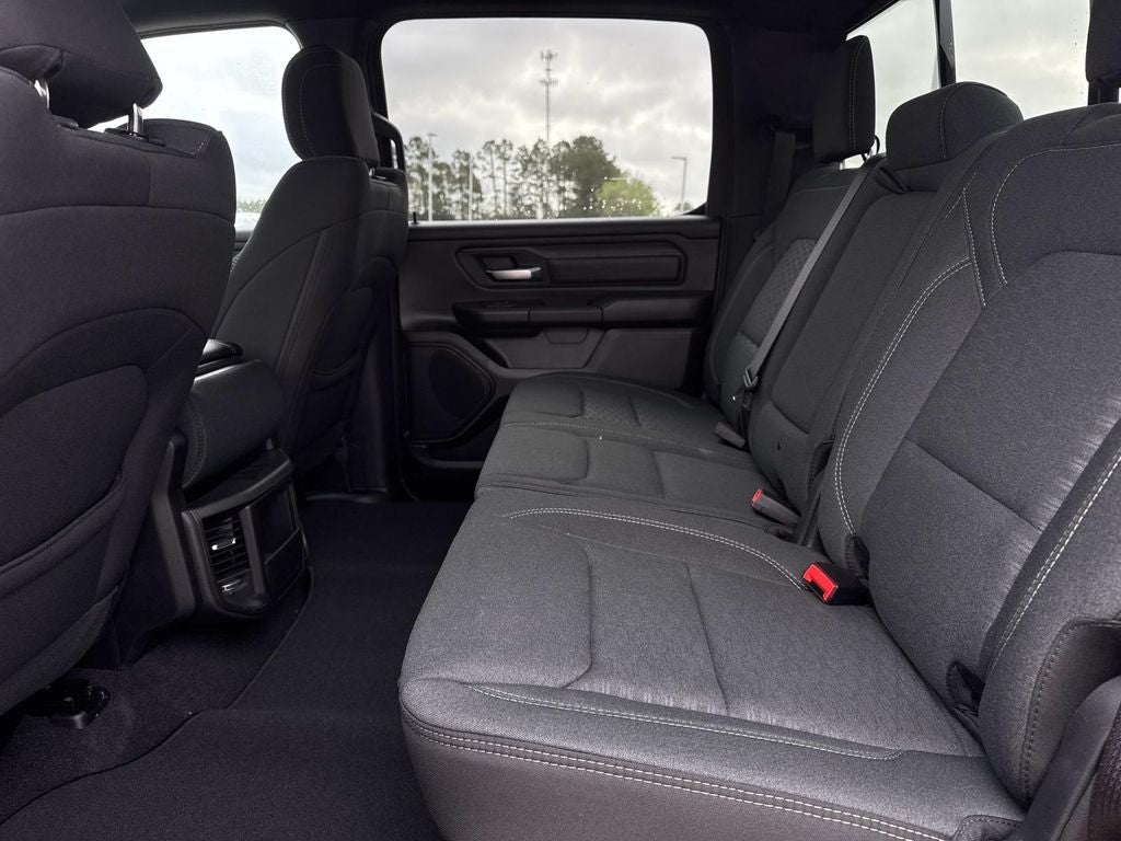 2026 RAM Ram 1500 RAM 1500 EXPRESS CREW CAB 4X2 5'7' BOX