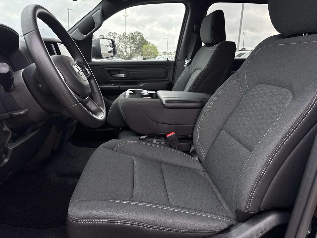 2026 RAM Ram 1500 RAM 1500 EXPRESS CREW CAB 4X2 5'7' BOX