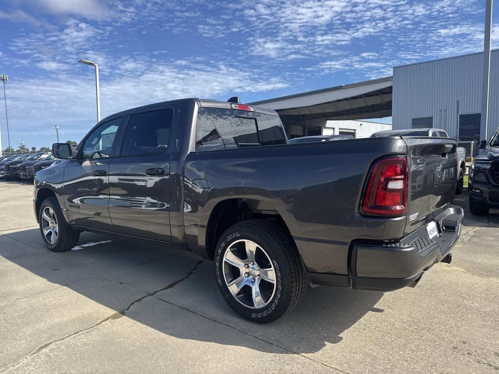 2026 RAM Ram 1500 RAM 1500 EXPRESS CREW CAB 4X2 5'7' BOX