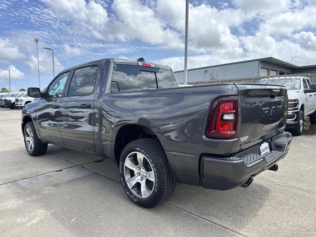 2026 RAM Ram 1500 RAM 1500 EXPRESS CREW CAB 4X2 5'7' BOX