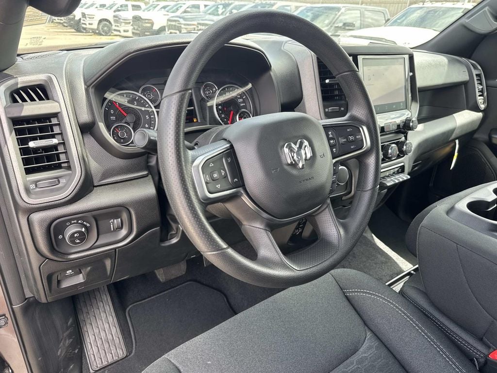 2026 RAM Ram 1500 RAM 1500 EXPRESS CREW CAB 4X2 5'7' BOX