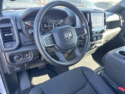 2026 RAM Ram 1500 RAM 1500 EXPRESS CREW CAB 4X2 5'7' BOX