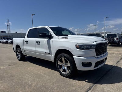2026 RAM Ram 1500 RAM 1500 EXPRESS CREW CAB 4X2 5'7' BOX