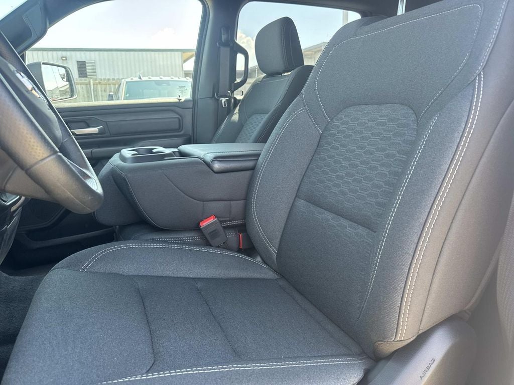 2026 RAM Ram 1500 RAM 1500 EXPRESS CREW CAB 4X2 5'7' BOX