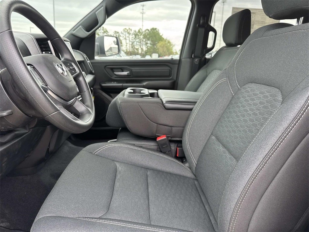 2026 RAM Ram 1500 RAM 1500 EXPRESS CREW CAB 4X2 5'7' BOX