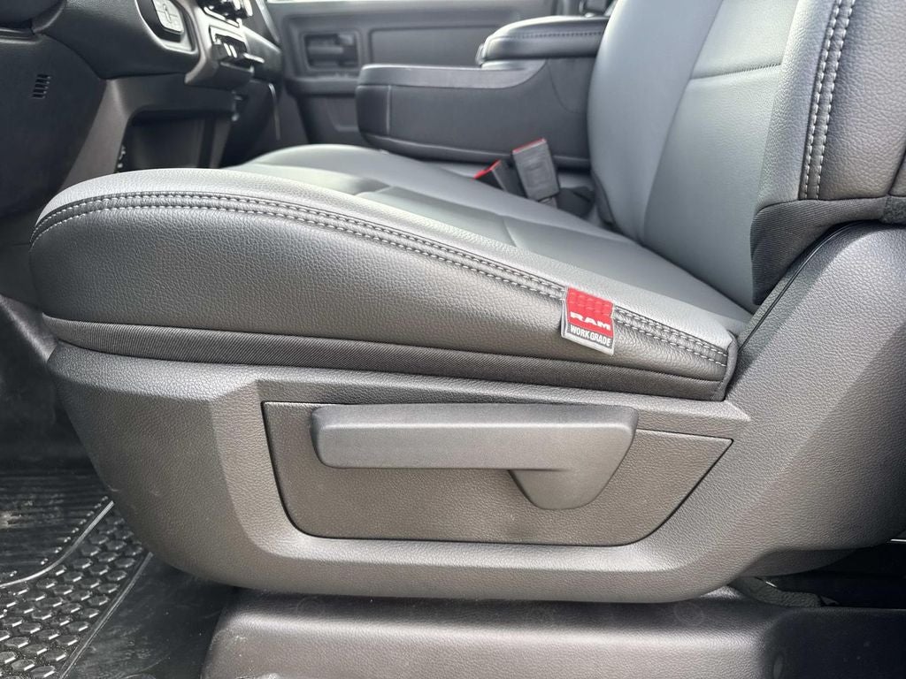 2026 RAM Ram 2500 RAM 2500 TRADESMAN CREW CAB 4X4 8' BOX