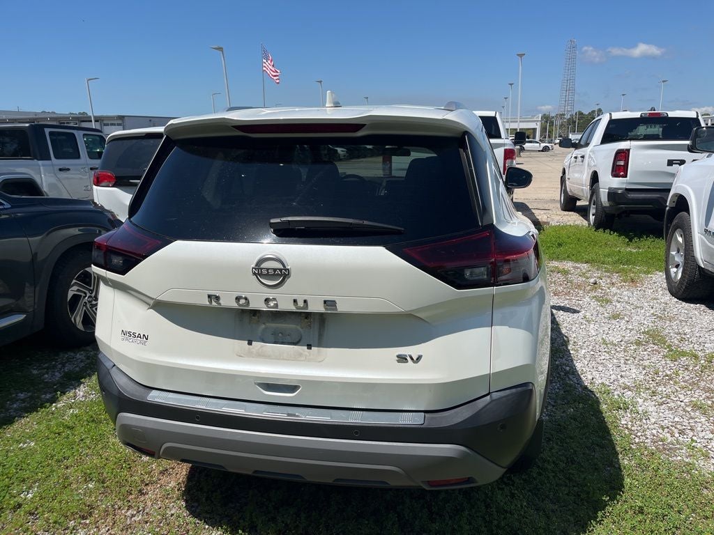 2022 Nissan Rogue SV FWD
