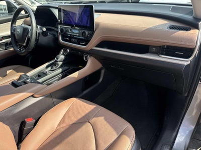 2025 Toyota Grand Highlander Platinum