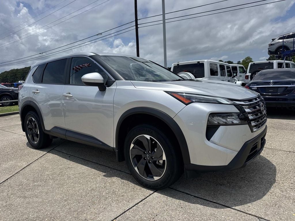 2025 Nissan Rogue SV FWD's photo