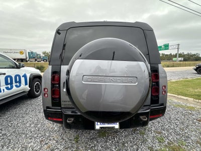 2023 Land Rover Defender 130 X-Dynamic SE