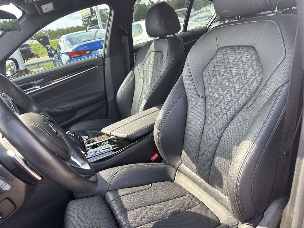 2022 BMW 5 Series 530i