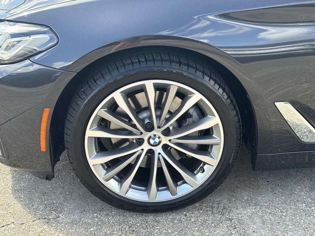 2022 BMW 5 Series 530i